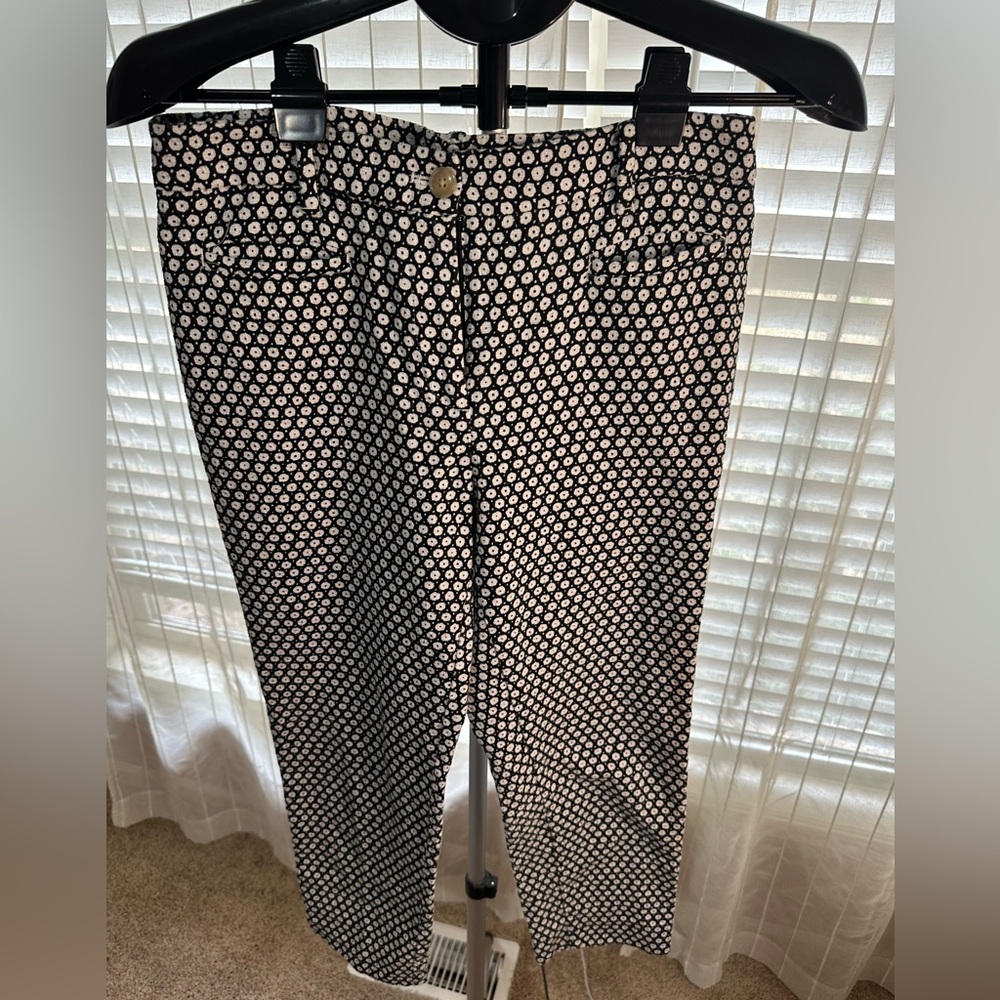 Ann Taylor Monochrome Geometric ankle  Pants